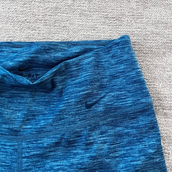 Nike One Luxe Women's Heathered Mid-Rise Leggings, Size Small, Great Condition - Picture 3 of 6